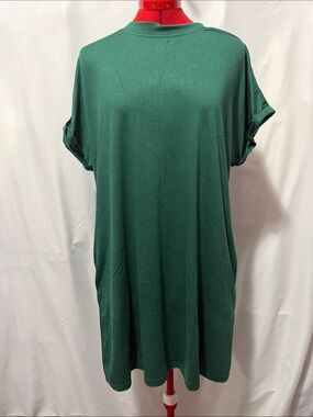 Relaxed Forest Green Women's Short Sleeve Tunic by